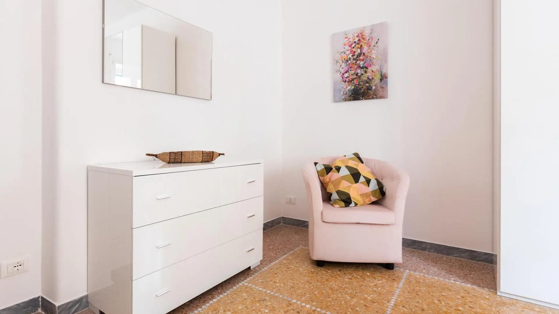 Апартаменты Macedonia 30 Bright Flat Рим