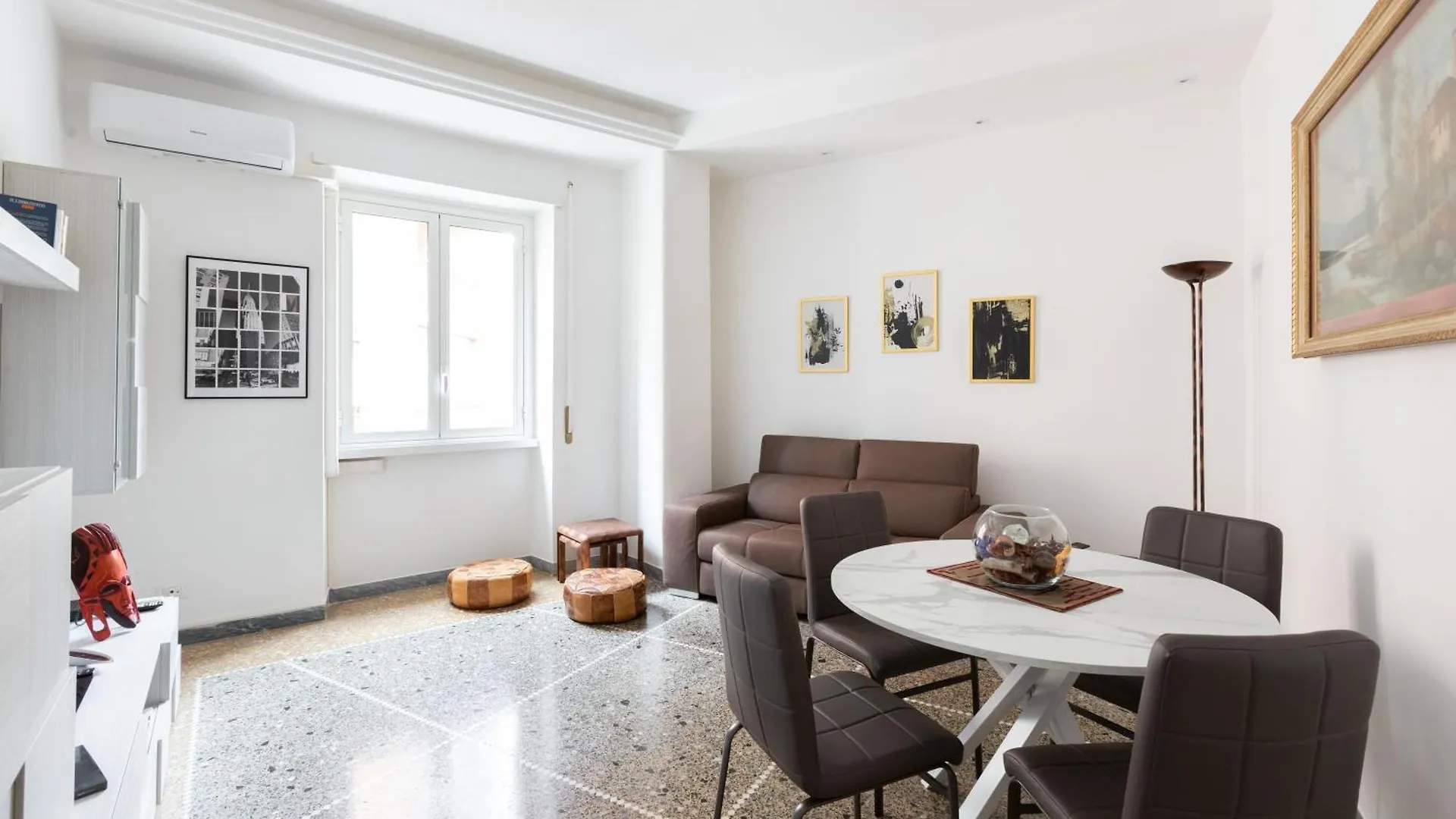 Macedonia 30 Bright Flat Daire Roma