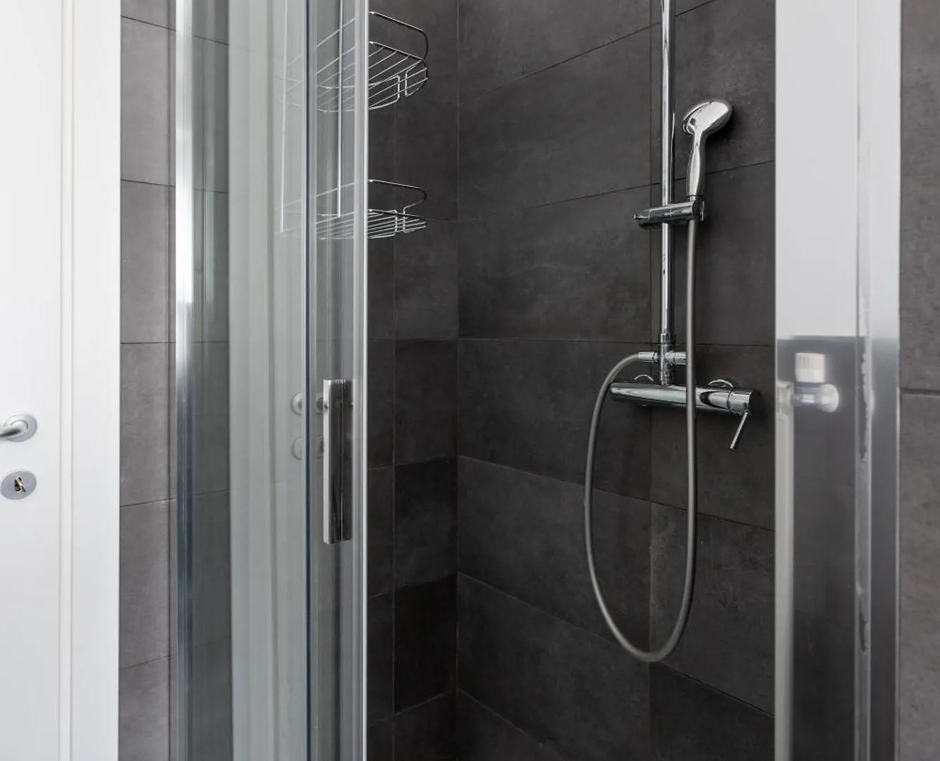 Macedonia 30 Bright Flat Daire Roma İtalya